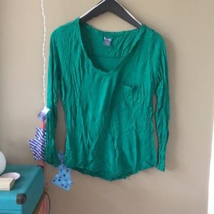 Aerie lightweight long sleeve green pocket t